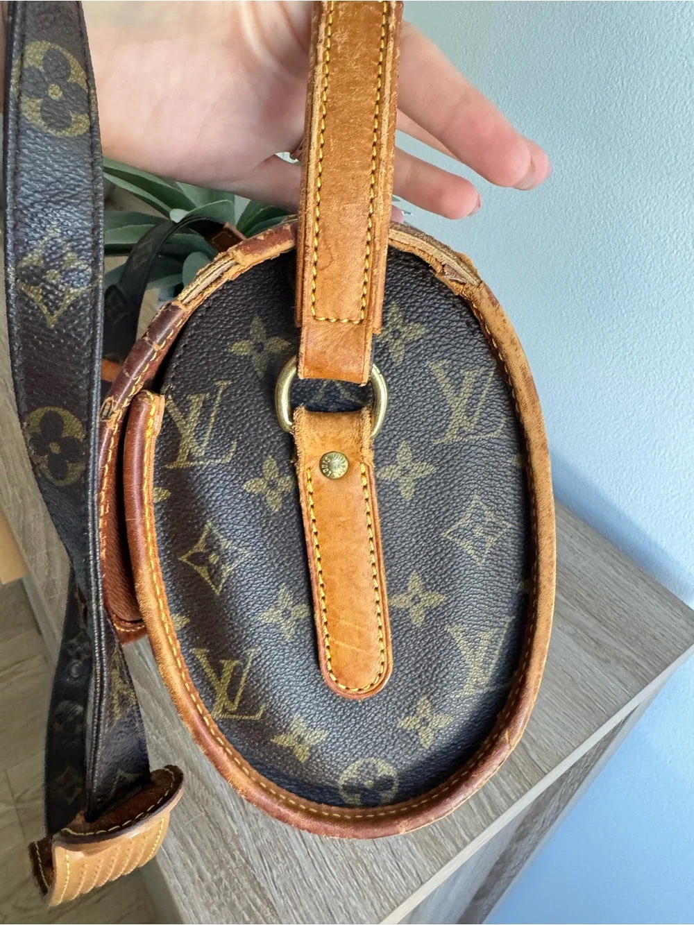 ✅AUTH✅LOUIS VUITTON MARNE CROSSBODY BAG